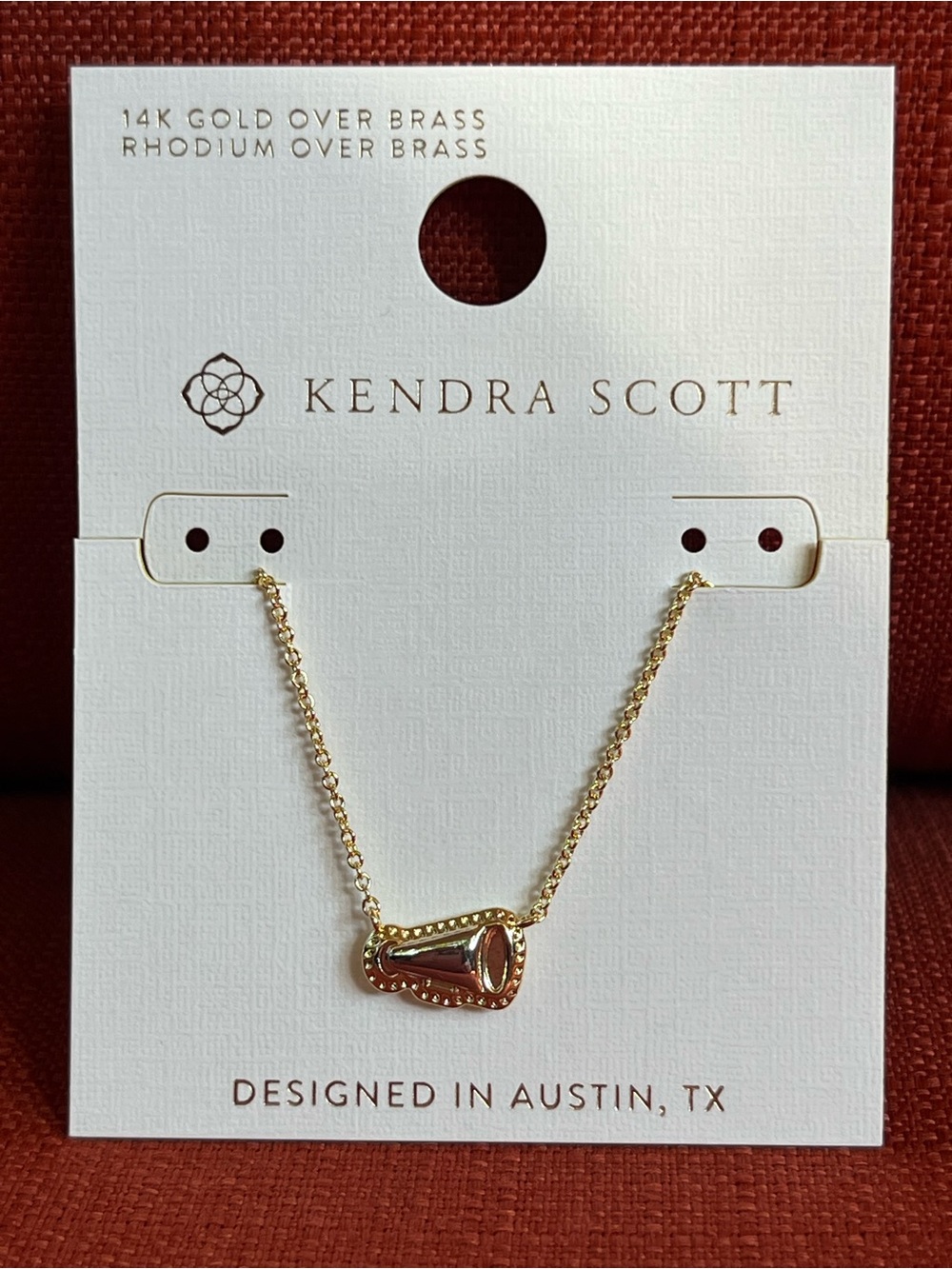 NWT Kendra Scott Metal Cheer
Pendant Necklace - Gold/Silver